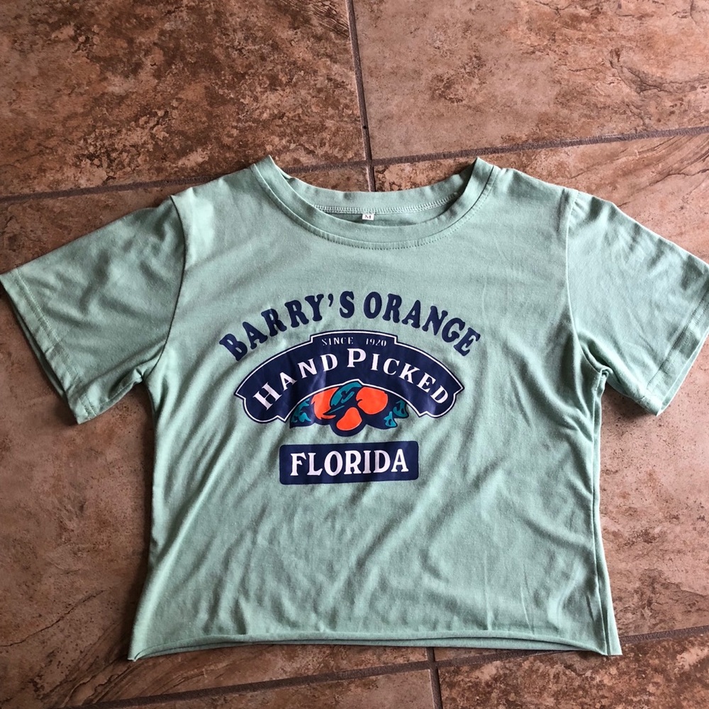 cropped t shirt